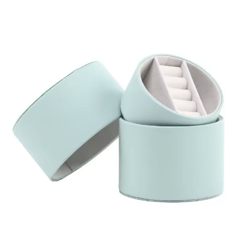 Portable Travel Leather Jewelry Boxes Modern Round Shape For Necklace Ring Organizing