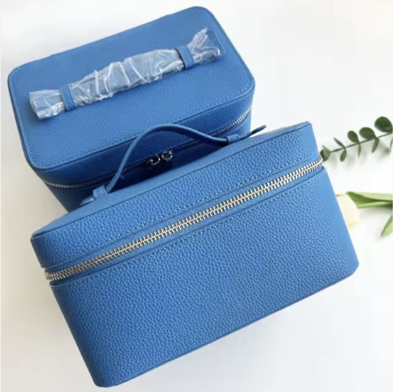 Blue Color Pu Pebble Leather Cosmetic Travel Case Unisex Custom Logo With Soft Handle
